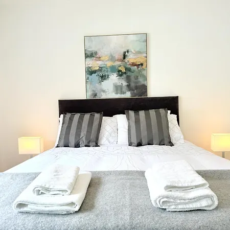 Lovely Spacious At Temple Bar *