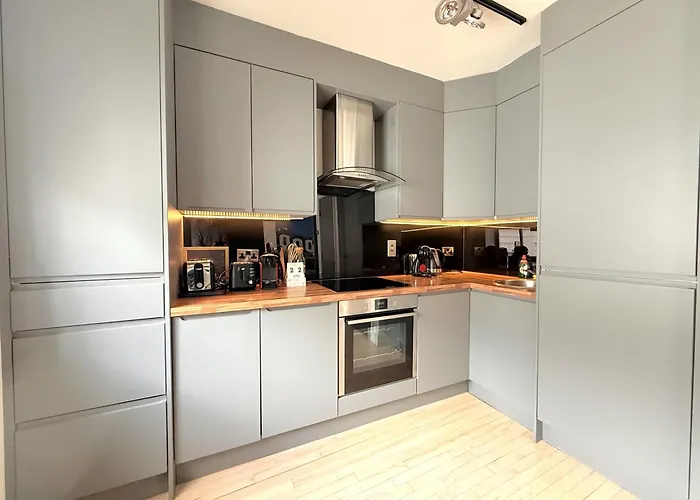 Lovely Spacious At Temple Bar